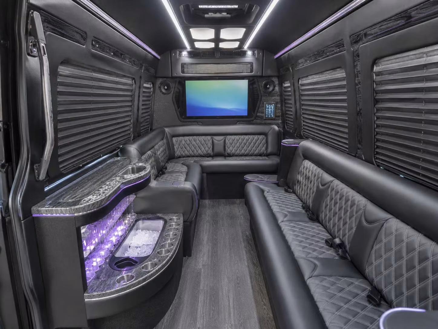 airport transfers and multi stop logistics for government travel through des moines