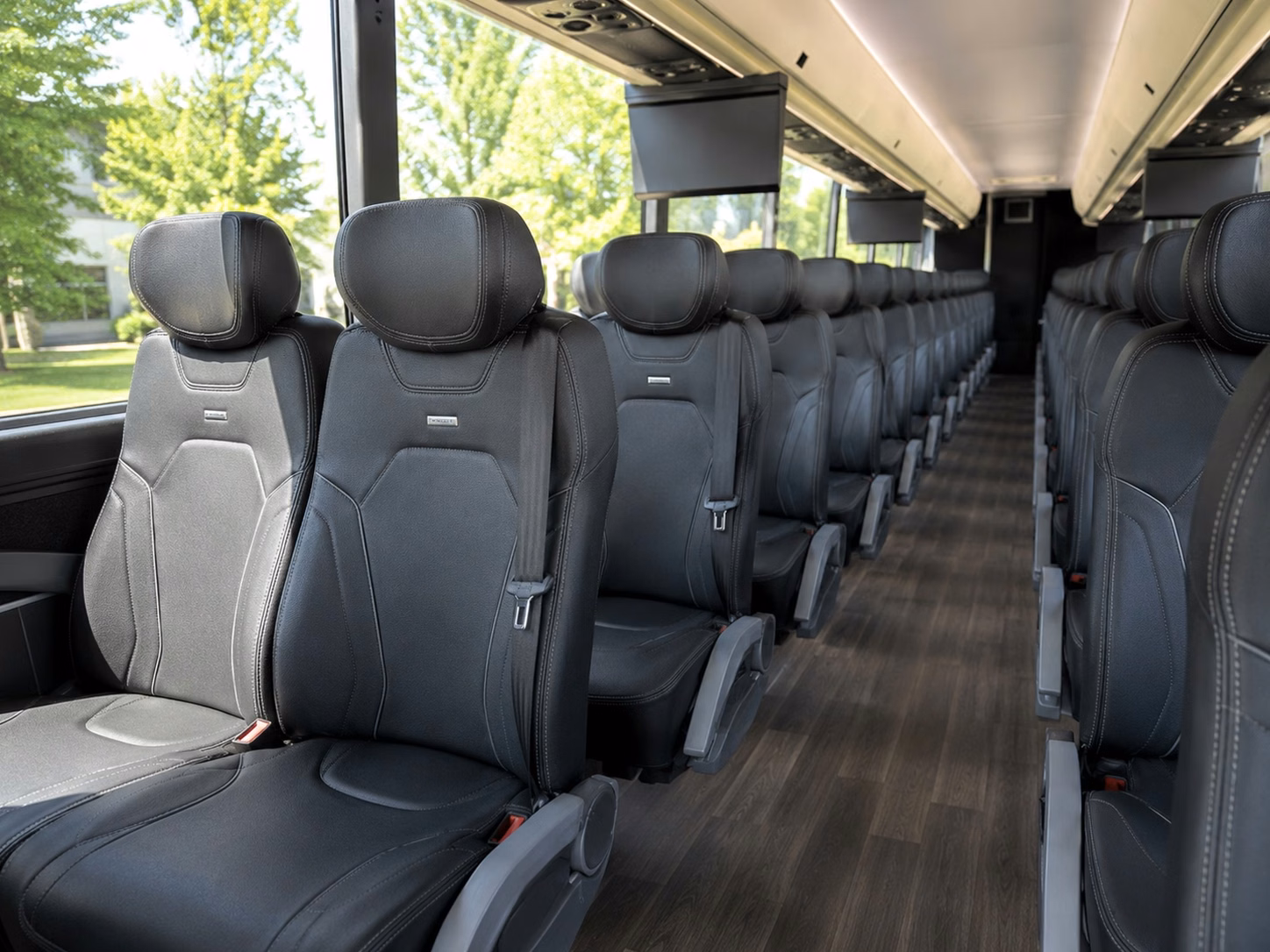 bachelorette party bus rentals in des moines
