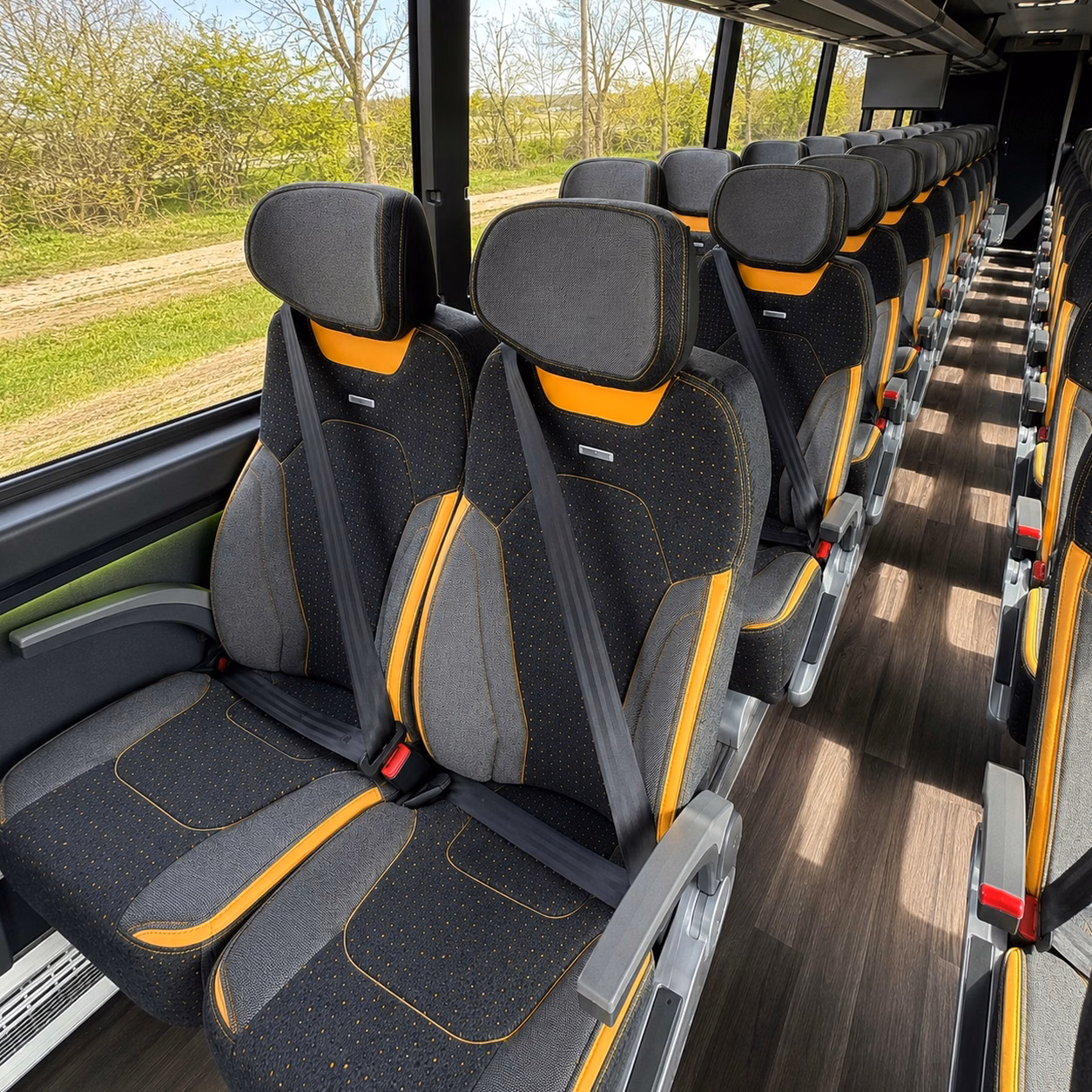 charter bus rentals for des moines conventions and large corporate events