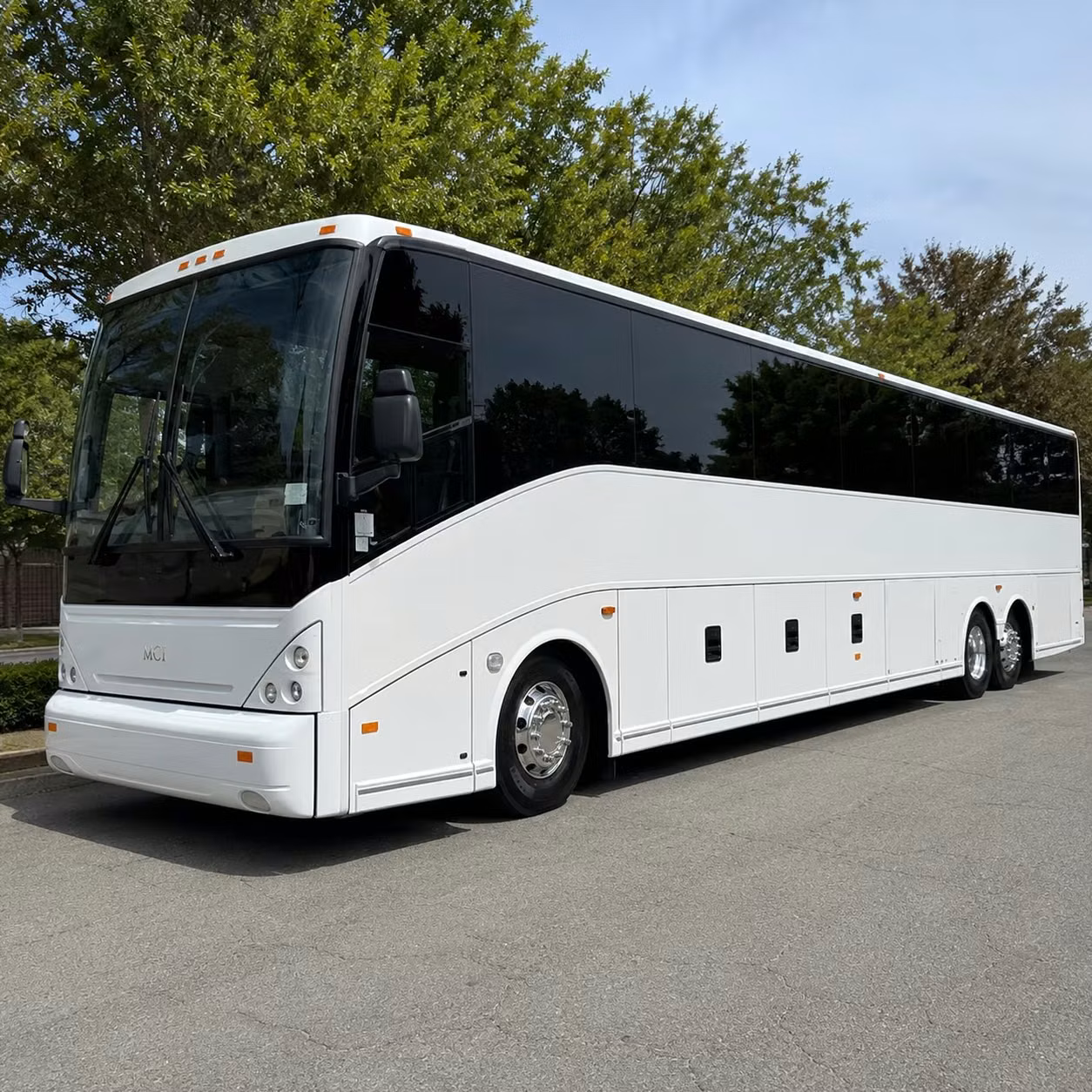 corporate group travel to and from dsm has never been smoother