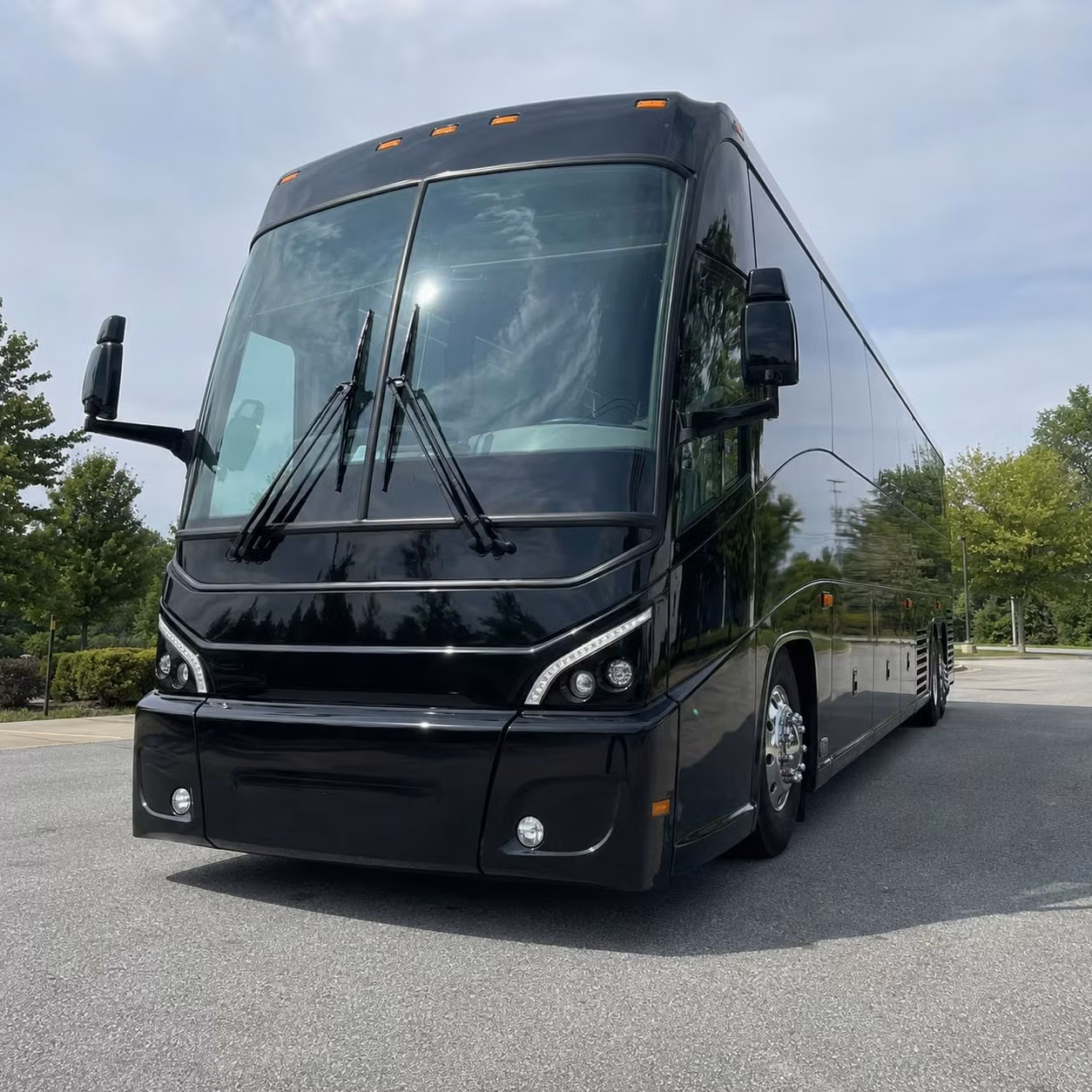 employee transportation in des moines and all the surrounding areas