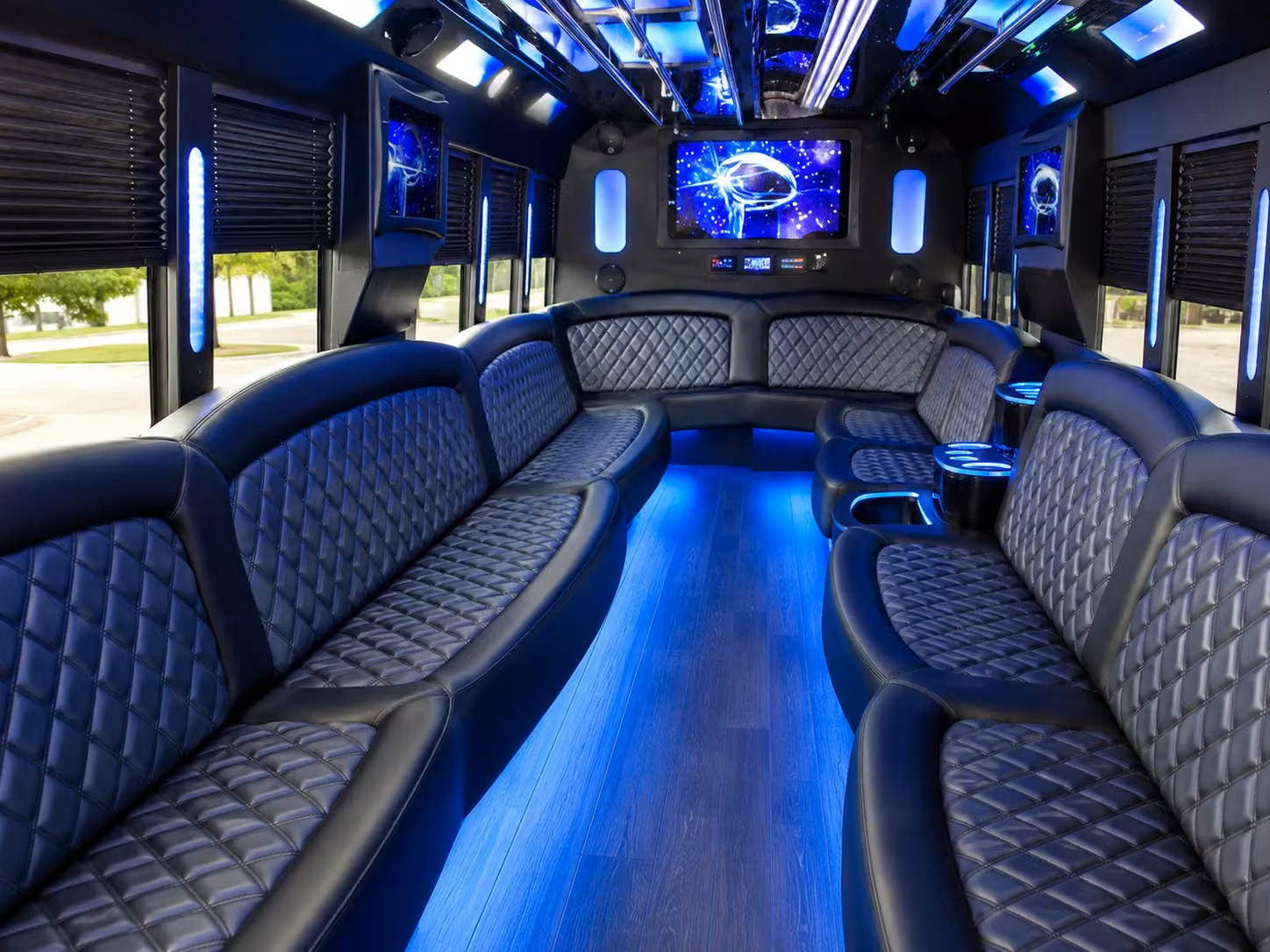 party buses for des moines prom night groups who want to ride in style